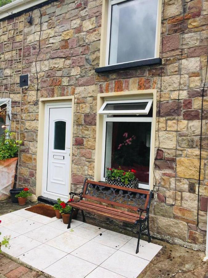 Ty Canol Vila Ystalyfera Exterior foto